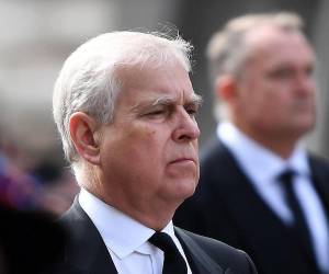 Andrés Mountbatten-Windsor fue arrestado en su finca de Sandringham tras la apertura formal de una investigación criminal por presunta mala conducta en el ejercicio de funciones públicas.