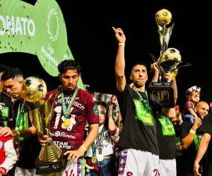 El Saprissa se corona tetracampeón en el fútbol costarricense.