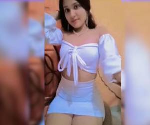 Dayana Suyapa Sánchez Fuentes de tan solo 23 años fue asesinada por su vecina, según su hermana por envidia.