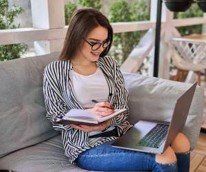 El aprendizaje en línea es inmersivo y personalizado para lograr un mayor impacto en las personas y empresas. UBITS cuenta con partners de contenidos de prestigio como Harvard Business Publishing y Stanford Online.