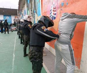 Santiago Loza, asumió el 9 de noviembre el cargo de director de la cárcel denominada Pichincha 1 de la capital Y alberga a unos 1,300 reos.