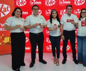 Supermercados La Colonia y Nestlé sellaron una nueva alianza estratégica para introducir al mercado hondureño dos reconocidas marcas de golosinas. La iniciativa busca brindar experiencias innovadoras de sabor y textura orientadas a satisfacer los antojos de las familias del país.