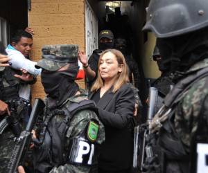 Tábora fue traslada a <b>a</b> PNFAS tras ser detenida por estar vinculada en la compra fraudulenta de hospitales móviles.