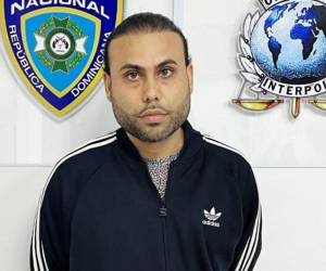 Familiares de las víctimas, identificadas como María Antonia Cruz, Nikendra McCoy y Dione Solórzano (expareja de Reyes), piden justicia para las tres jóvenes y que sus muertes no queden impunes. Esta fue la primera imagen del sospechoso luego de haberse dado a la fuga y ser capturado.