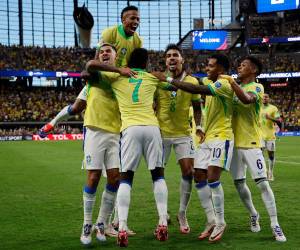 Brasil recuperó la memoria y con categoría goleó 4-1 a Paraguay en Las Vegas.