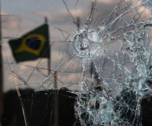 “La democracia brasileña no será golpeada, mucho menos destruida, por criminales terroristas”, dijo