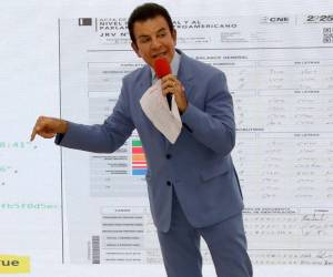 El candidato liberal advirtió sobre presuntas irregularidades para validar votos que no cumplen con el formato oficial.