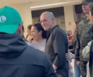 Asfura abordó temas relacionados con democracia, gobernabilidad, migración, cooperación bilateral y fortalecimiento institucional.