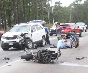 Al menos 40 accidentes de tránsito y dos muertos dejó el primer día del feriado morazánico que arrancó el pasado lunes 5 de octubre de 2026.