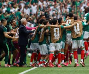 Imágenes del desarrollo del partido.
