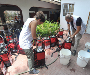 Ponen a prueba las bombas de rociado que serán parte del estudio de la ONG.