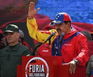 Maduro, que está en campaña desde hace semanas, agradeció todas las muestras de apoyo.