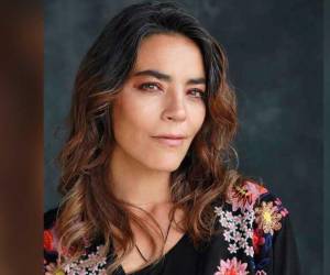 La actriz colombiana Sandra Reyes se ha vuelto viral en las redes sociales luego de contar en un programa matutino cómo había sido su encuentro con extraterrestres. A continuación sus declaraciones.