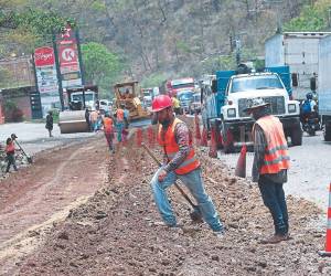 De 805 millones de lempiras aprobados en inversión en carreteras, lo ejecutado apenas es del 8%, o sea, 72.5 millones.
