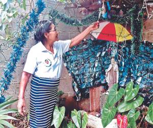 La mamá del sacerdote dice que su espíritu está vivo.