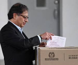 En el poder desde agosto de 2022, Petro sufrió un revés electoral en unos comicios que son considerados “una valoración de la gestión del presidente”.