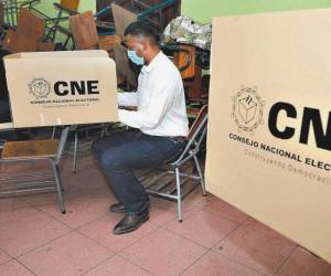 Para fortalecer la confianza en el proceso electoral, el CNE implementará innovaciones en la impresión de las Actas de Cierre.