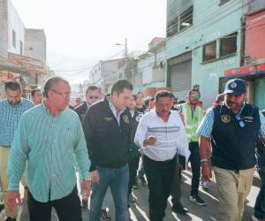 Se estima que más de 10,000 personas serán beneficiadas directamente con la renovación de la séptima avenida del mercado en Comayagüela.