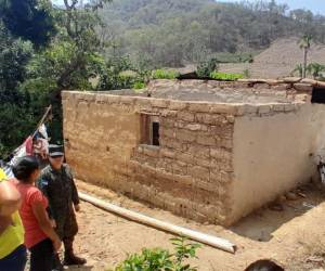 En Danlí, más 70 viviendas en siete comunidades perdieron sus techos por los vientos racheados que comenzaron a presentarse desde la noche del sábado.