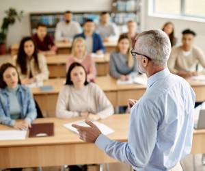 <i>Las carreras de mayor demanda en la UTH en grado de técnico, licenciatura, ingeniería, maestría y doctorados destacan en áreas como: Derecho, Ingenierías, Psicología, Recursos Humanos y Gerencia de Negocios.</i>