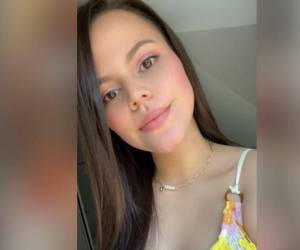 Alejandra Bustillo demandó por manutención al presidente del Congreso Nacional, Luis Redondo.