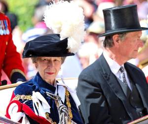 La princesa Ana junto a su esposo, el comandante Timothy Laurence.