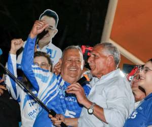 Nasry Asfura se mostró optimista y dijo que, a poco tiempo de las elecciones, confía en que será el próximo presidente de Honduras.