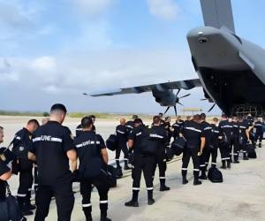 Un avión militar A400 despegó desde una base localizada en Zaragoza (noreste) hacia Marrakech con el equipo para colaborar en la búsqueda y rescate de supervivientes del devastador terremoto en Marruecos.