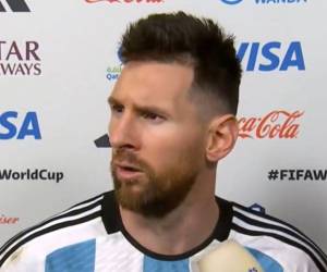Lionel Messi terminó discutiendo con un futbolista neerlandés mientras era entrevistado.