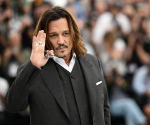 El actor estadounidense Johnny Depp presentó su primera película tras el escándalo de su juicio con Amber Heard. La cinta Jeanne du Barry tuvo su estreno en el Festival de Cine de Cannes.