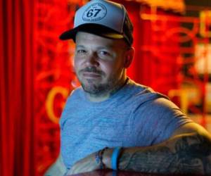 Residente tiene casi 20 años de carrera, destacando por sus rimas y pegajosas letras.