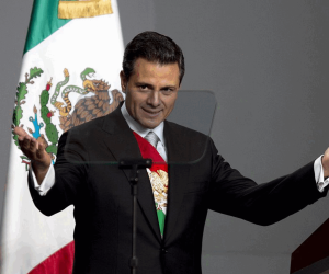 Enrique Peña Nieto tras asumir la presidencia de México, en 2012.