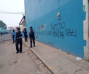 Vandalizan la sede del Partido Nacional en la marcha del Día del Trabajador