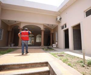 Las remodelaciones no fueron eficientes y el abandono provocó el deterioro de la funeraria del Injupemp, que hasta fue invadida por murciélagos.