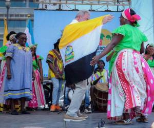 Roberto Contreras celebró en San Pedro Sula con los garífunas.