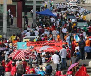 Esta fecha representa la unidad de los trabajadores en su lucha por la justicia, la equidad y el respeto en el lugar de trabajo.