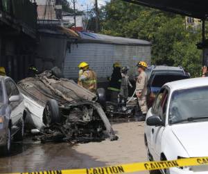 Tres muertos y varios heridos deja el impacto de una rastra en una panadería en El Carrizal