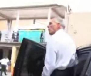 En medio de un fuerte resguardo de seguridad, Nasry Asfura arribó este martes al Congreso Nacional para su juramentación como nuevo presidente de Honduras.