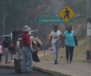 A una alerta peligrosa elevó este jueves la Alcaldía Municipal del Distrito Central a la capital de Honduras por la densa capa de humo que cubre la ciudad debido a los incendios forestales que se mantienen activos.