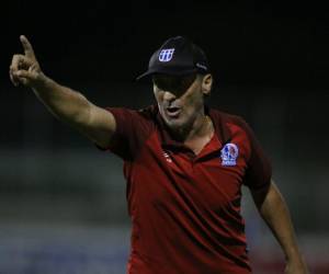 El director técnico, Pedro Troglio, sigue agrandando su leyenda con el Olimpia.