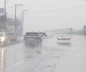 En las últimas horas se han registrado fuertes lluvias en el país producto del inicio de la temporada lluviosa.
