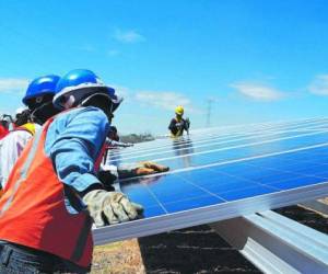 La recuperación de los embalses de las centrales hidroeléctricas ha sido clave para el incremento en la producción de energía limpia en el país.