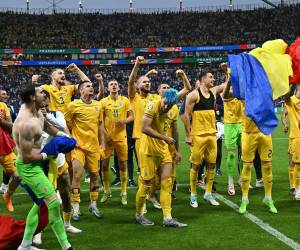 Rumanía terminó como primera en su grupo.