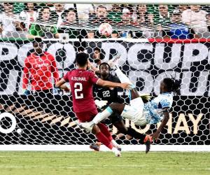 Elis anotó el gol del empate para Honduras en el último suspiro del juego.