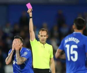 Conmebol introduce la tarjeta rosa que debutará en la Copa América 2024. Aquí te explicamos para que sirve y todo lo que debes saber de la nueva regla.