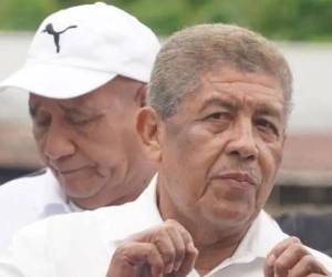 Bajo un fuerte resguardo el exalcalde fue trasaladado a La Ceiba, por suponerlo sospechosos de ser el autor intelectual del crimen del ambientalista Juan López.