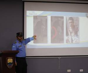 “Hay varias personas identificadas por los equipos que se desplazaron a la zona desde el momento que se registró el hecho y continuamos con las investigaciones”, enfatizó Sánchez sobre el caso en la zona central del país.