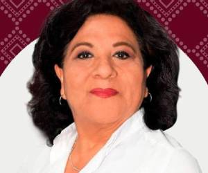 Silvia Zavala Pineda denunció que un sujeto desconocido aceleró a toda prisa directo hacia la banqueta en la que estaba reunida con su equipo de campaña electoral.