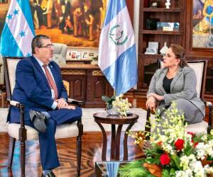 Xiomara Castro, mandataria de Honduras y Bernardo Arévalo, presidente electo de Guatemala.