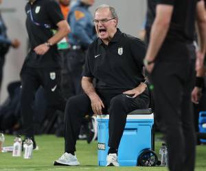 Marcelo Bielsa ha sido sancionado por Conmebol y no estará ante USA.